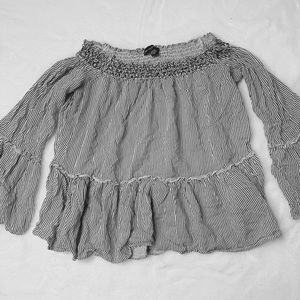 American eagle off the shoulder flare sleeve top